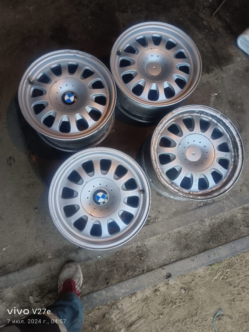 Продам диски R15 5/120