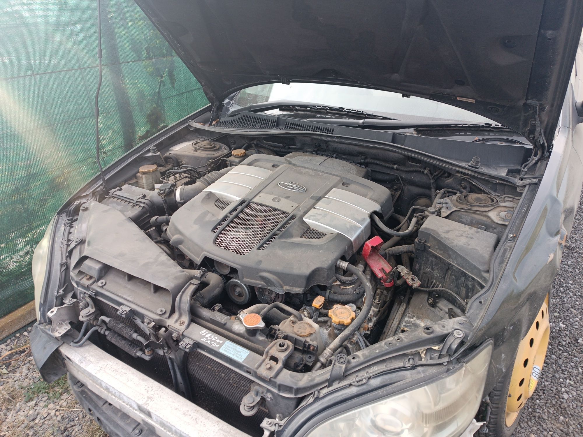 Subaru Legacy на части
