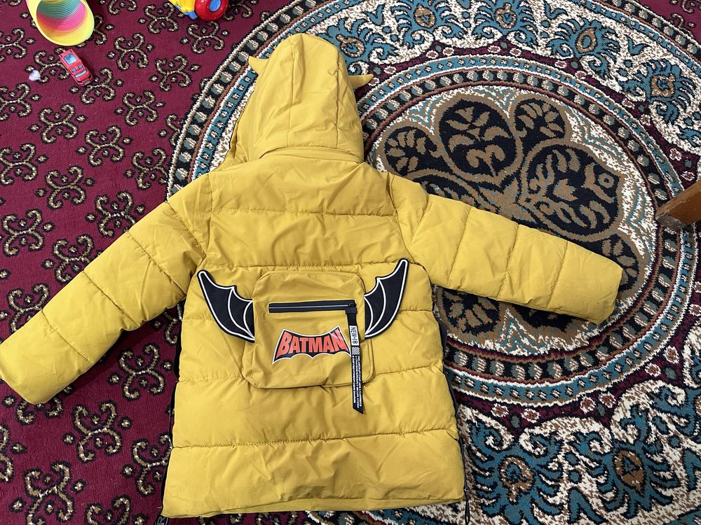 Куртка на мальчика 5-6 лет в идеальном состоянии