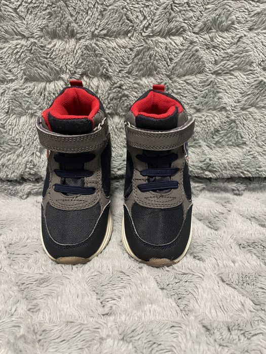 Боти и ботуши за момче 24 номер