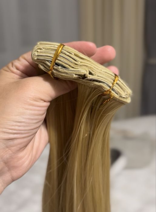 Накладные волосы.