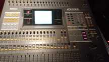 Mixer Yamaha O2R