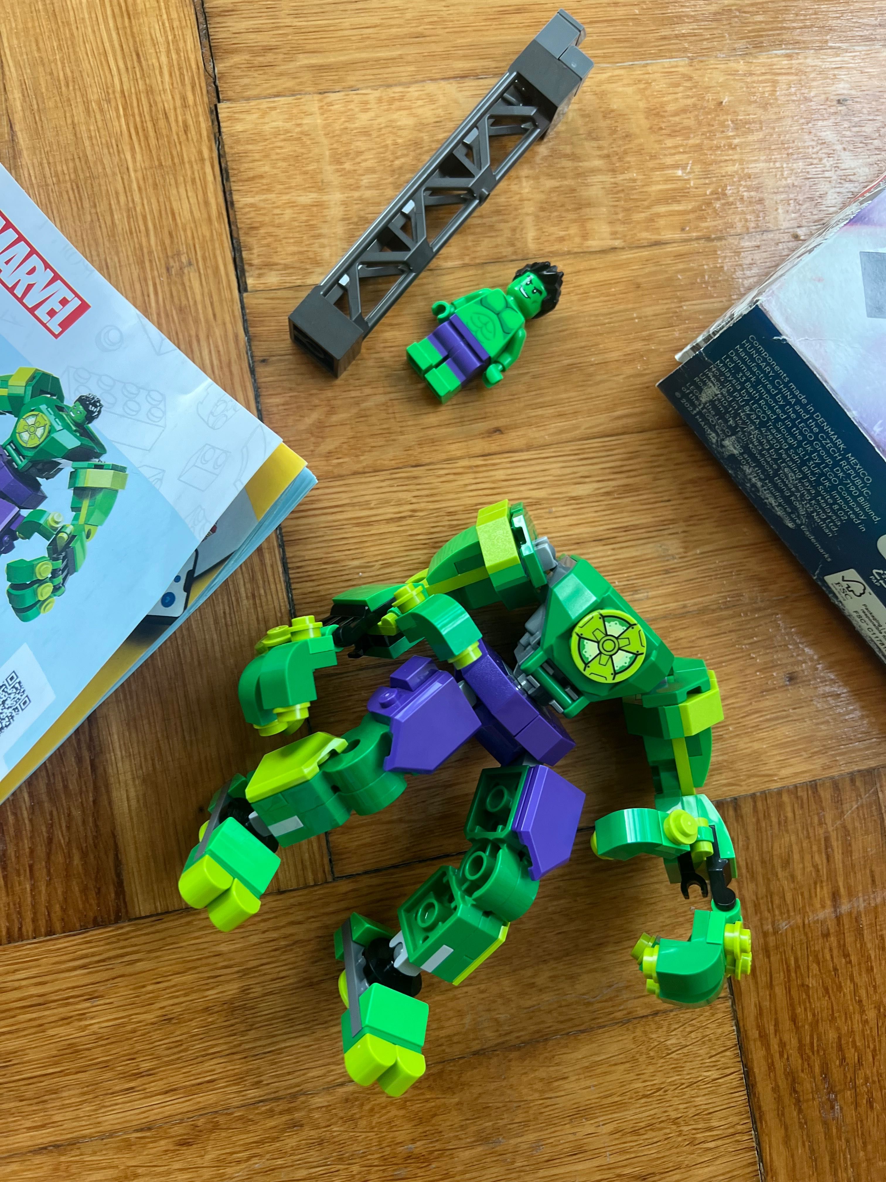 LEGO MARVEL- Armura de robot a lui Hulk 76241, 138