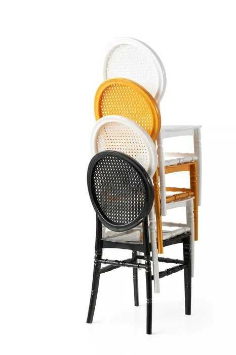 Сватбени столове и маси за градина и закрити помещения различни модели