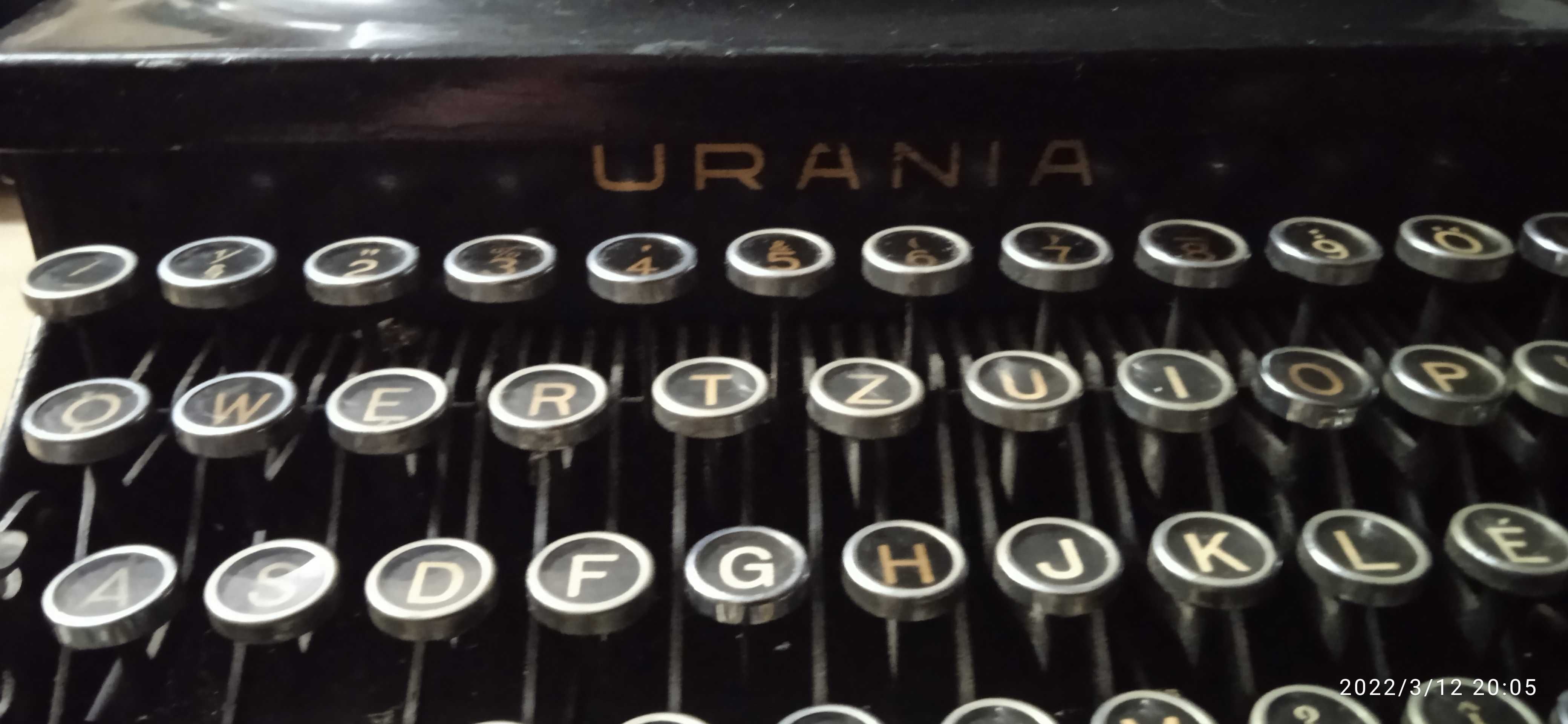 Urania mașină de scris vintage
