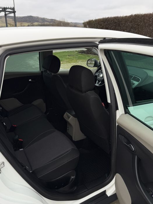 * Vând Seat Altea * 1.9 TDI * FACELIFT * 2009 * BLS * Carte service *