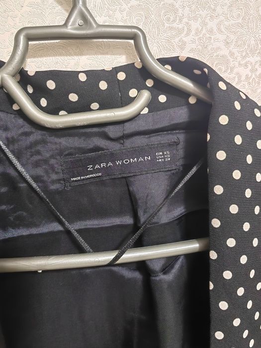 продается жакет гороховый