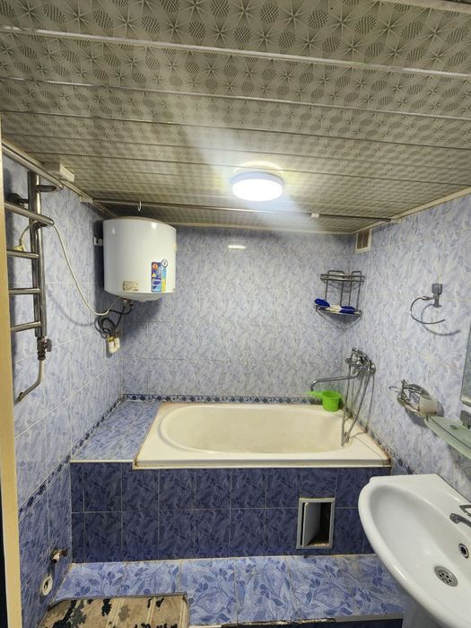 Срочно квартира сотилади