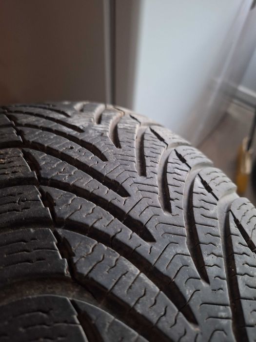 Vand anvelope  215/65R16
