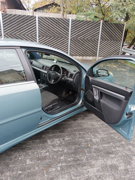Opel Vectra C 2006 • Volan Dreapta • Revizie nouă •