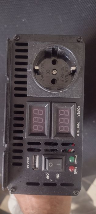 Invertor  sinus pur 12 volti 3000 wati