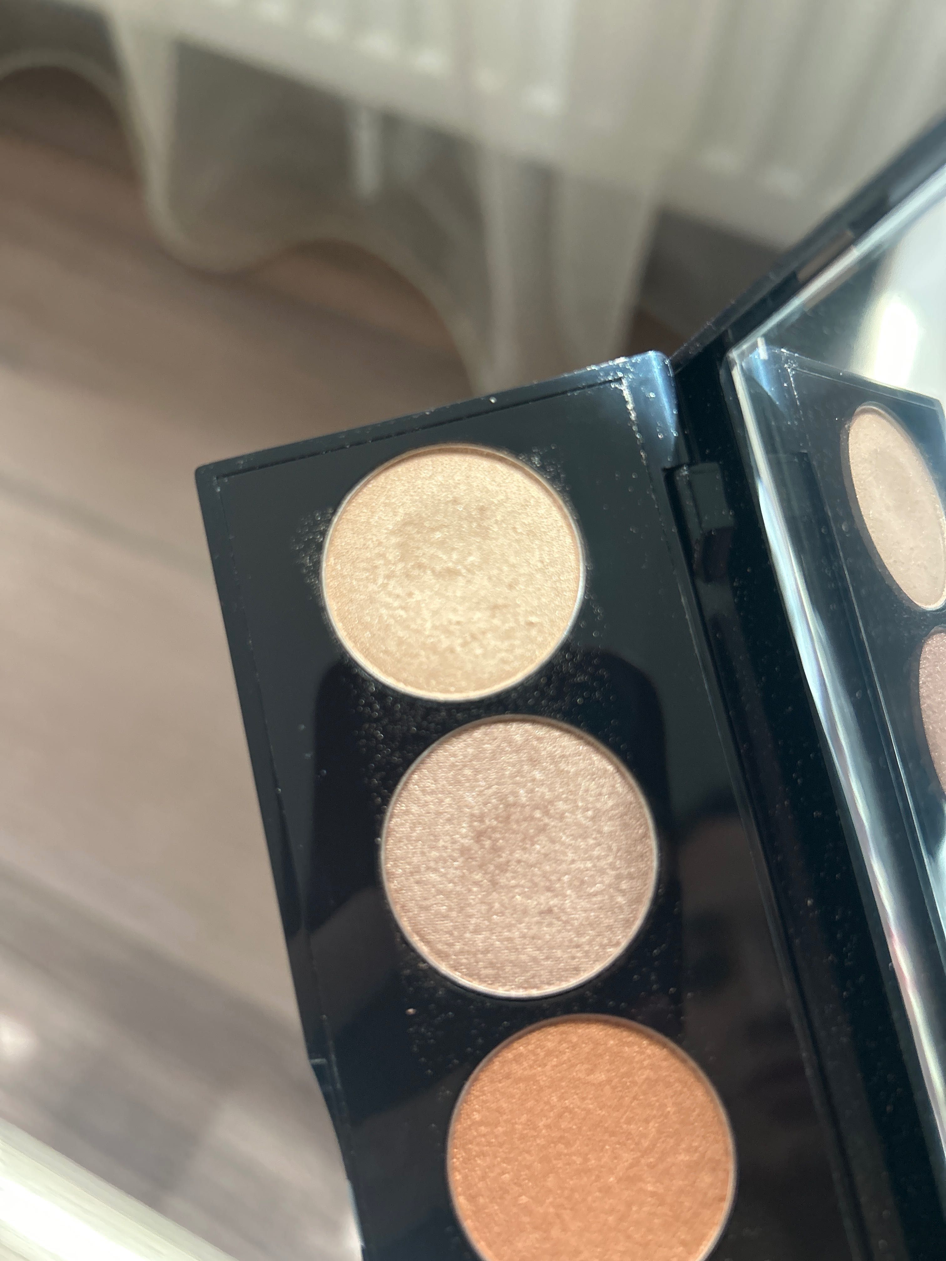 Bobbi Brown eyeshadow palette