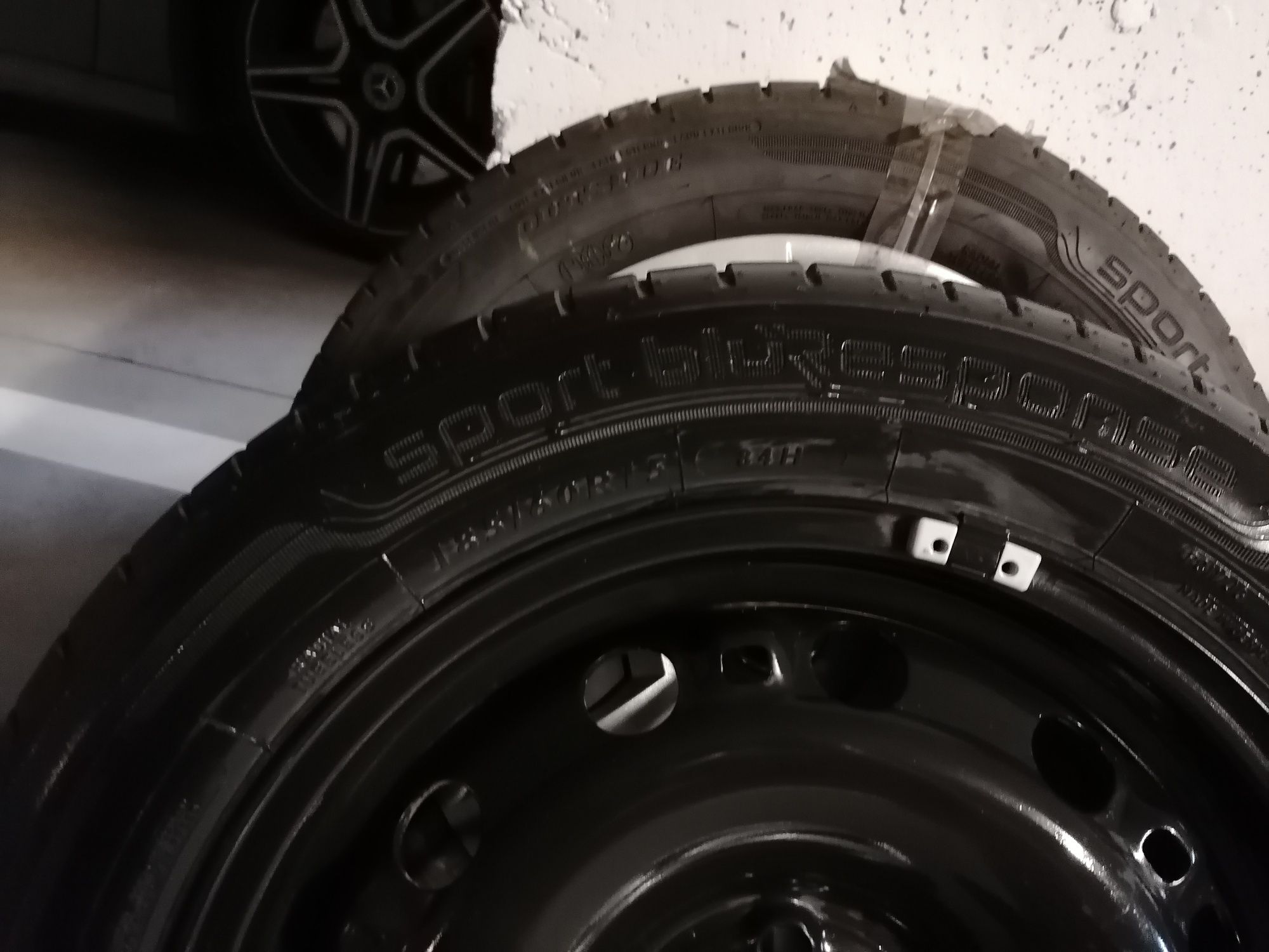 Vând Dunlop Sport Blue Response 185/60R15