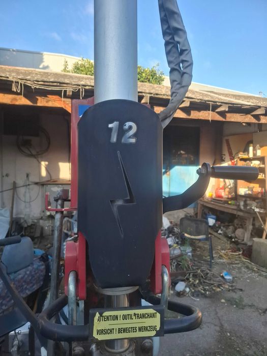 Професионална италианска цепачна машина