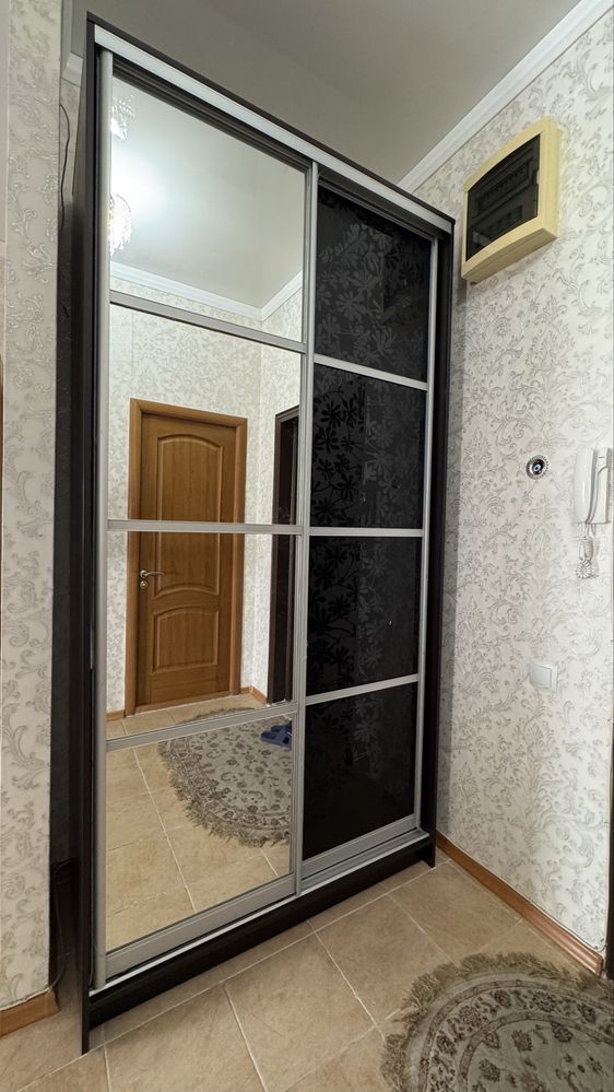 Шкаф купе сатылады жақсы жағдайда