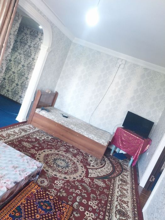 Шахар марказида жойлашган 2 хонали квартира ижарага берилади