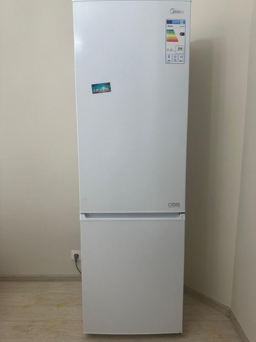 Продам холодильник