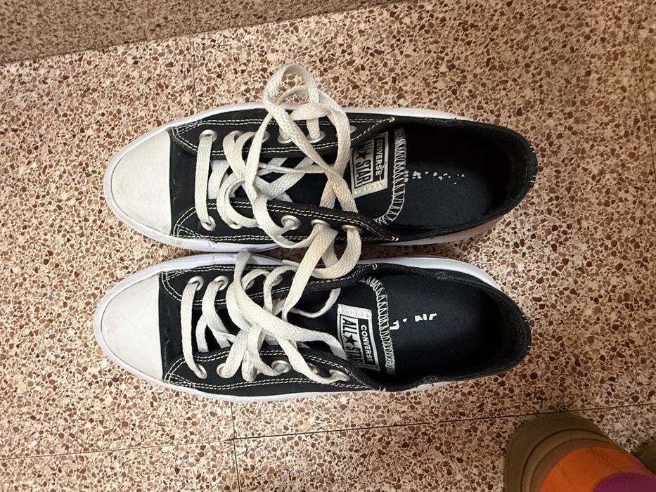 Кецове converse 38 и 39 номер и adidas gazelle 38,5