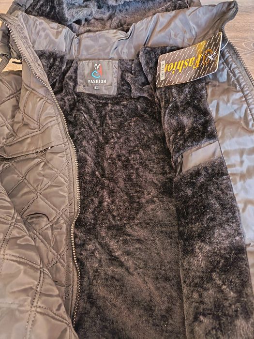 Ново мъжко яке по етикет е размер ХЛ но според мен отговаря на Л.