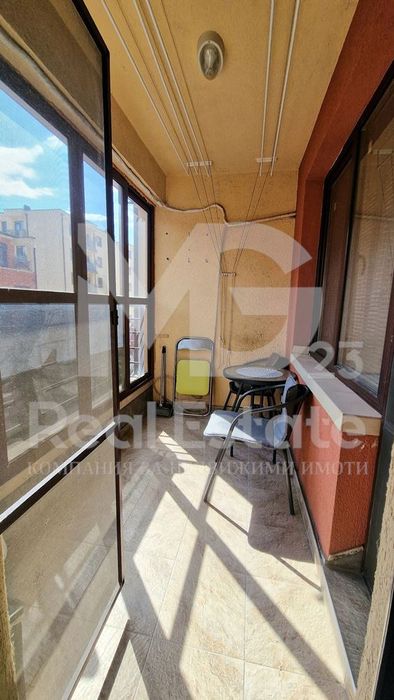 Продава се Двустаен апартамент в Пловдив, Остромила - 84 кв.м за 1310 €/кв.м - Снимка #4