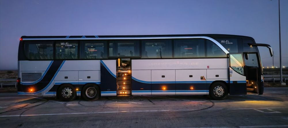 Transport persoane, închiriere microbuze și autocare, rent a car