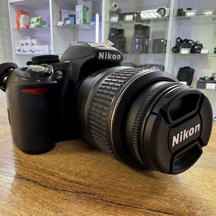 Зеркальный фотоаппарат NIKON D3100 / sk145873