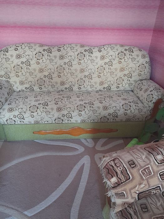 Продам мягкий уголок.