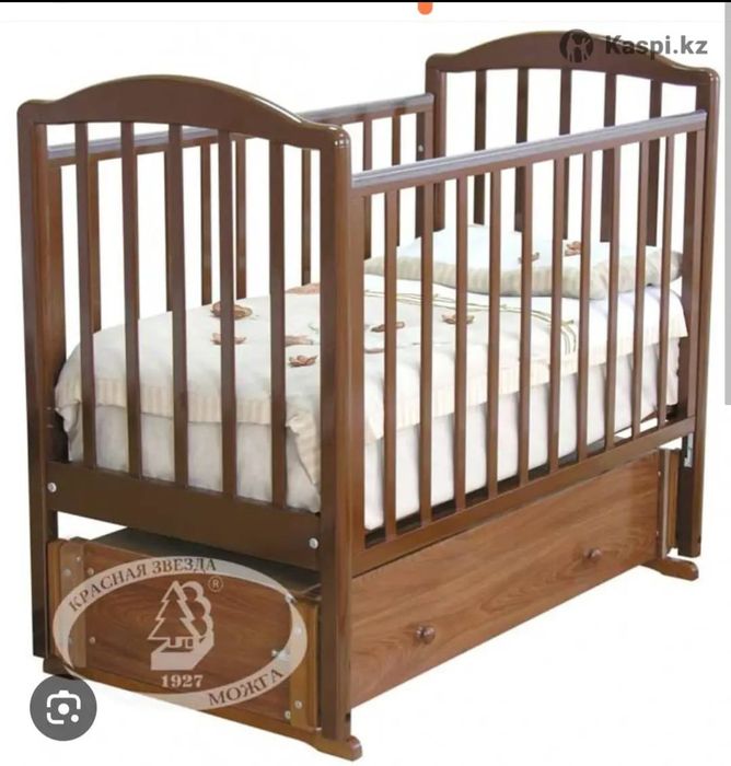Детская мебель. Детская кроватка