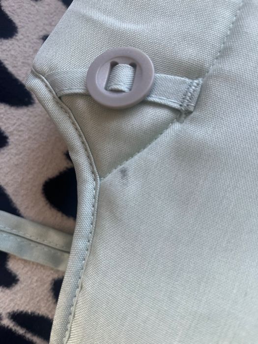 Продавам бебешко кенгуру