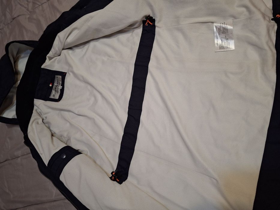 Jean Paul  Ново дамско туристическо яке ветровка М размер