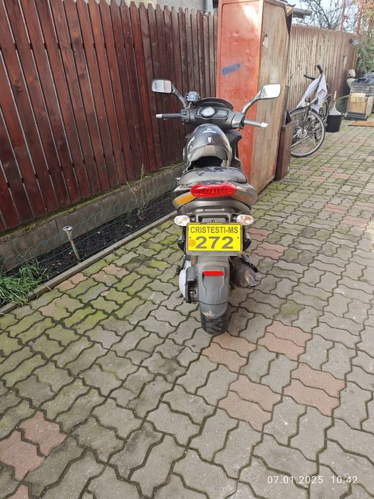 Piaggio nrg mc4.vand sau schimb cu scuter electric