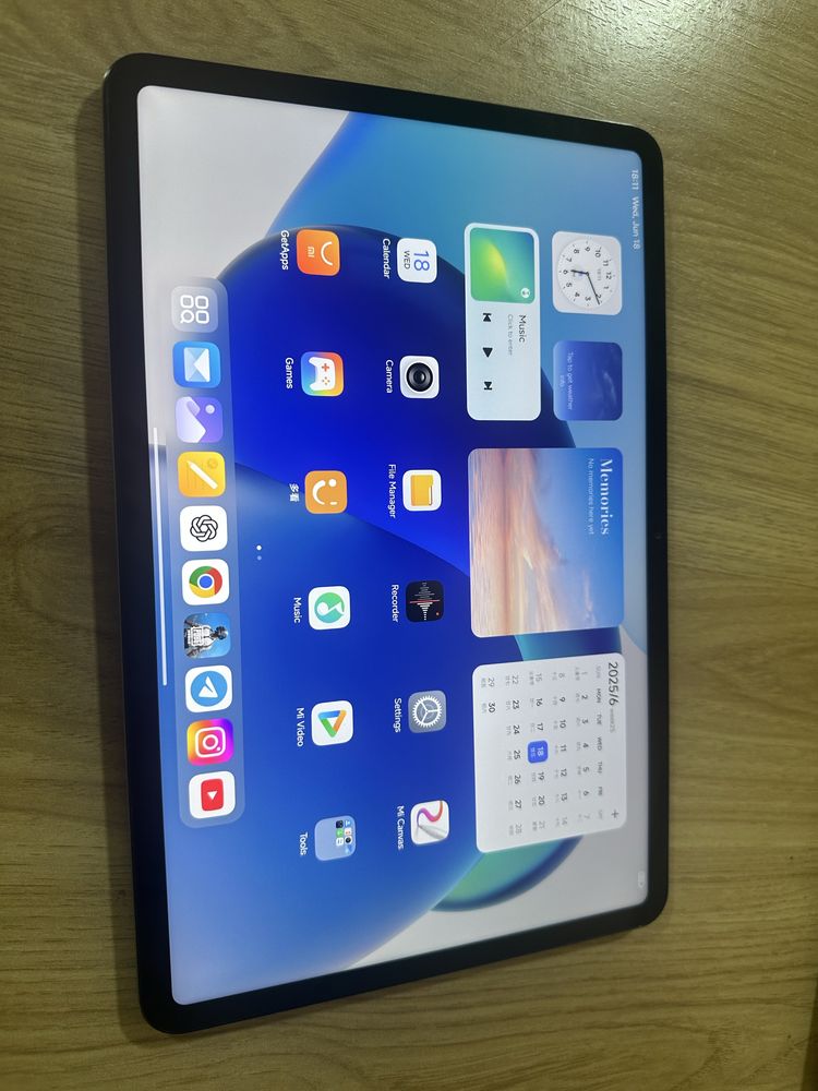 Mi pad 6 pro.  8+4/128
