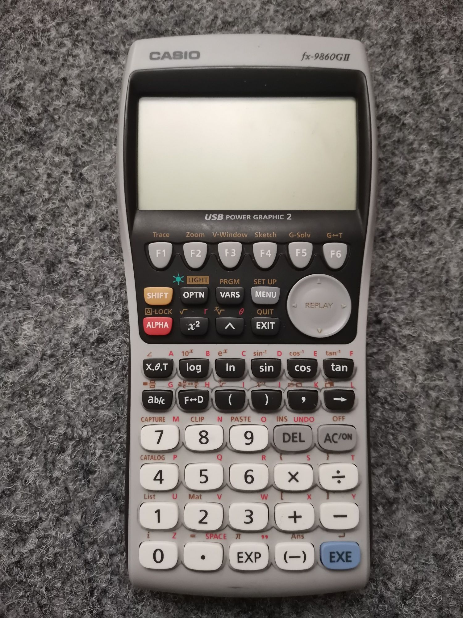 Vând  Calculator grafic Casio Fx-9860gii