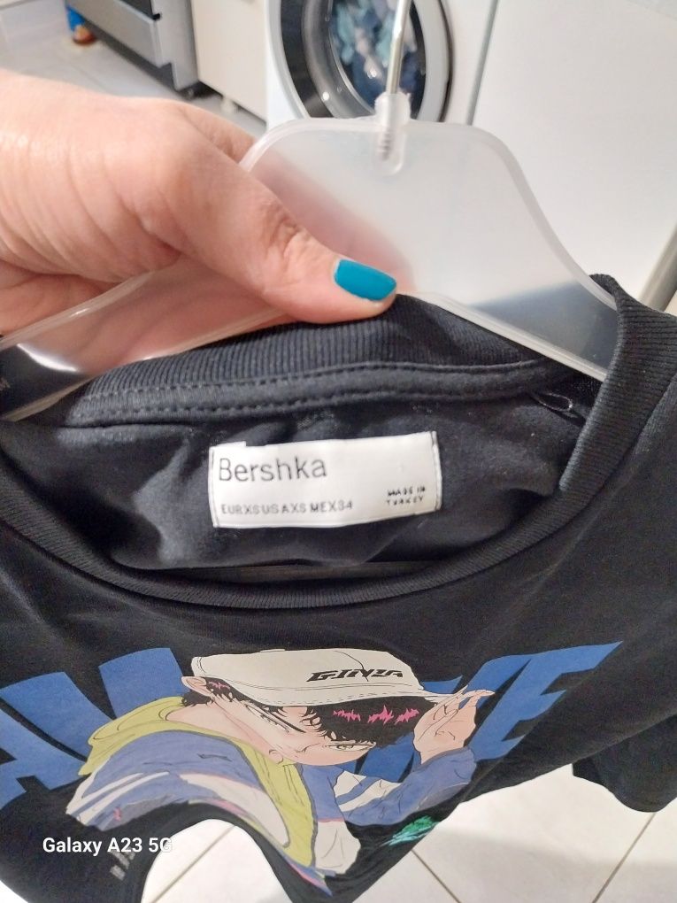 Tricou Berska mărimea 34 (XS)