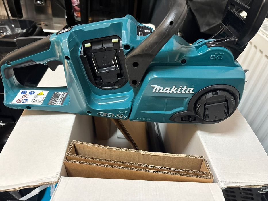 Fierastrau cu lanț Makita DUC353