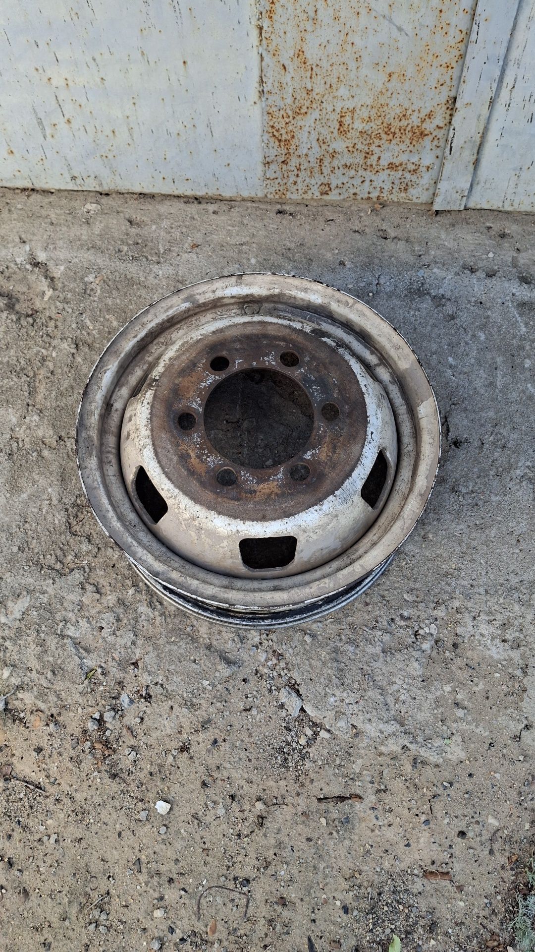 Продам диск ГАЗЕЛЬ  на 16