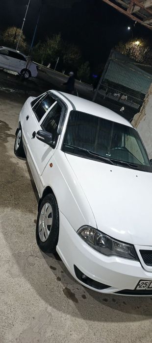 Нексия 2 сотилади срочно