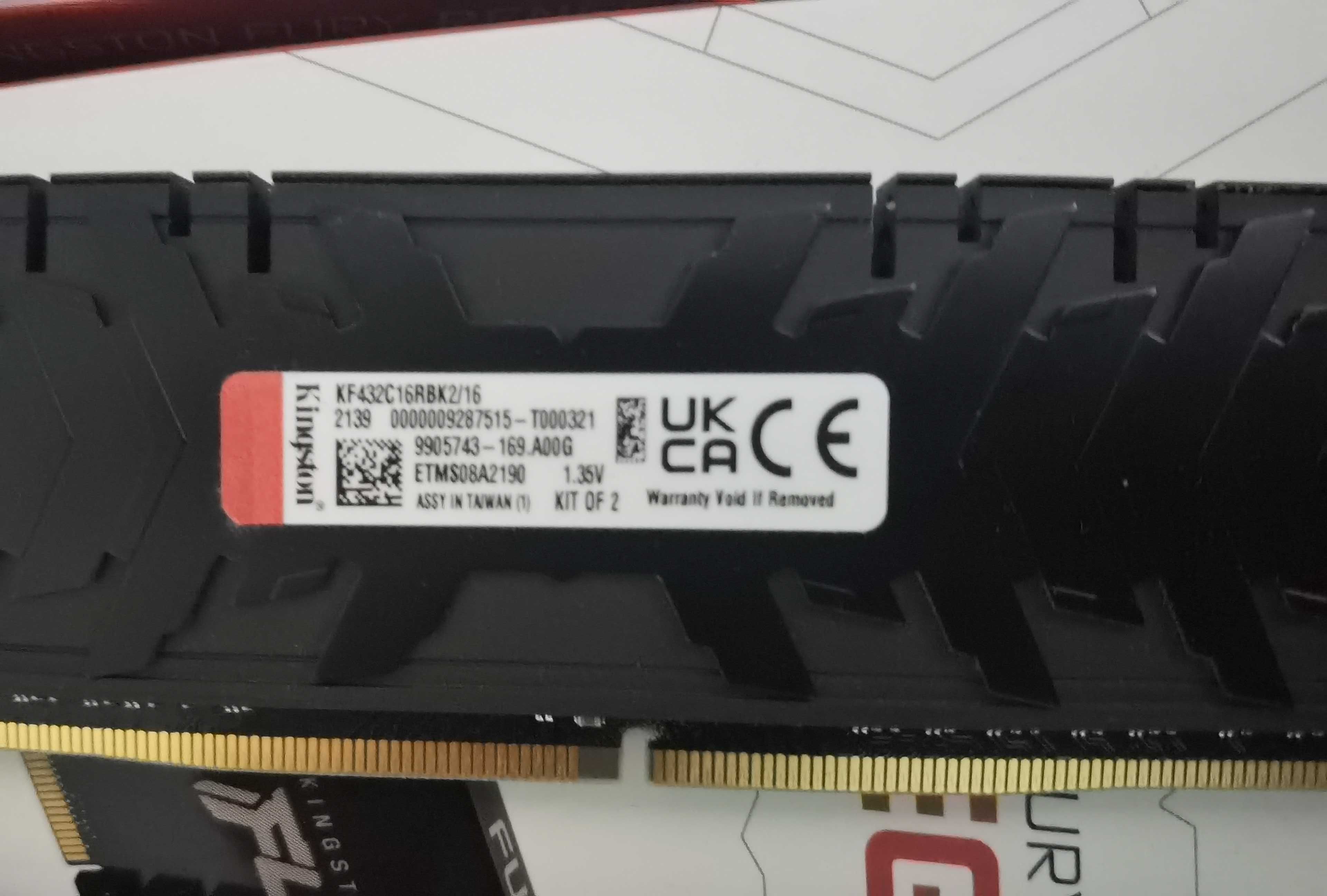 DDR4 ram kingston fury renegade 4x8 3200mhz 32GB CL16.