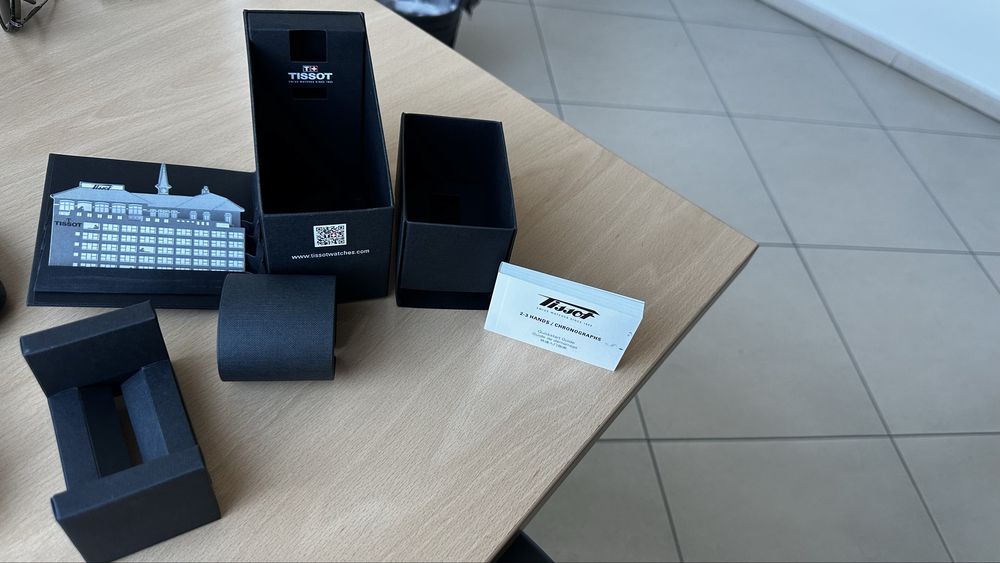 Tissot - оригинална кутия за часовник + сертификат