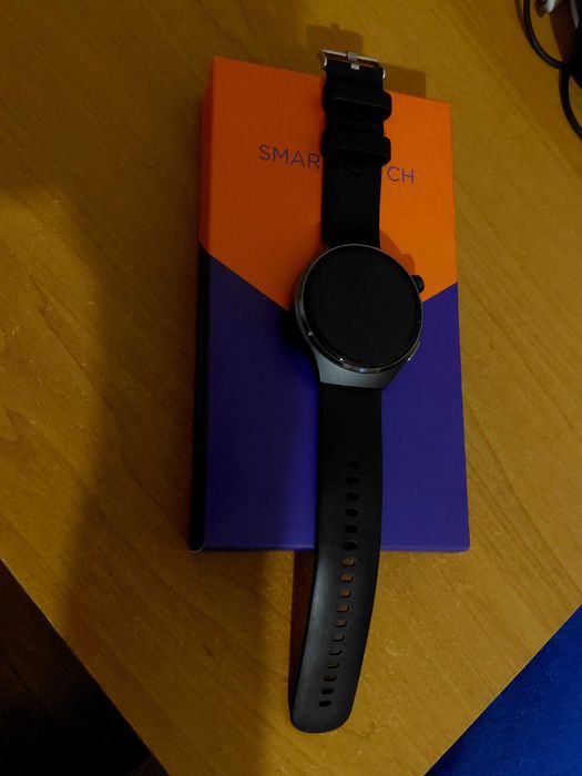 Продавам smart часовник