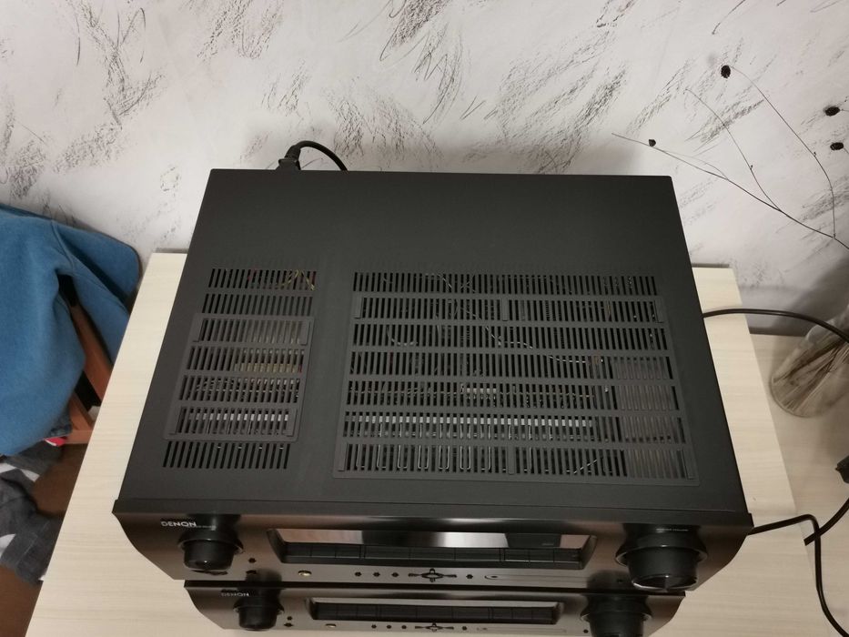 Ресийвъри Denon AVR-1910: 2 бр. с проблеми