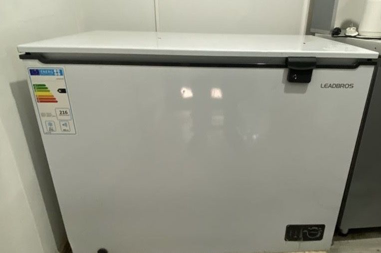 Морозильник 200 л ,Кондиционер,стабилизатор