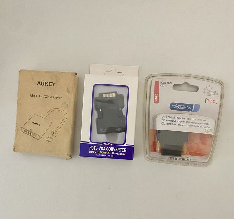 Vand adaptor VGA/DVI la HDMI si USB-C/VGA