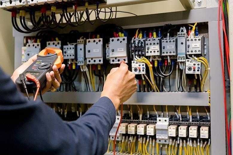 Electrician autorizat ANRE case vile blocuri noi