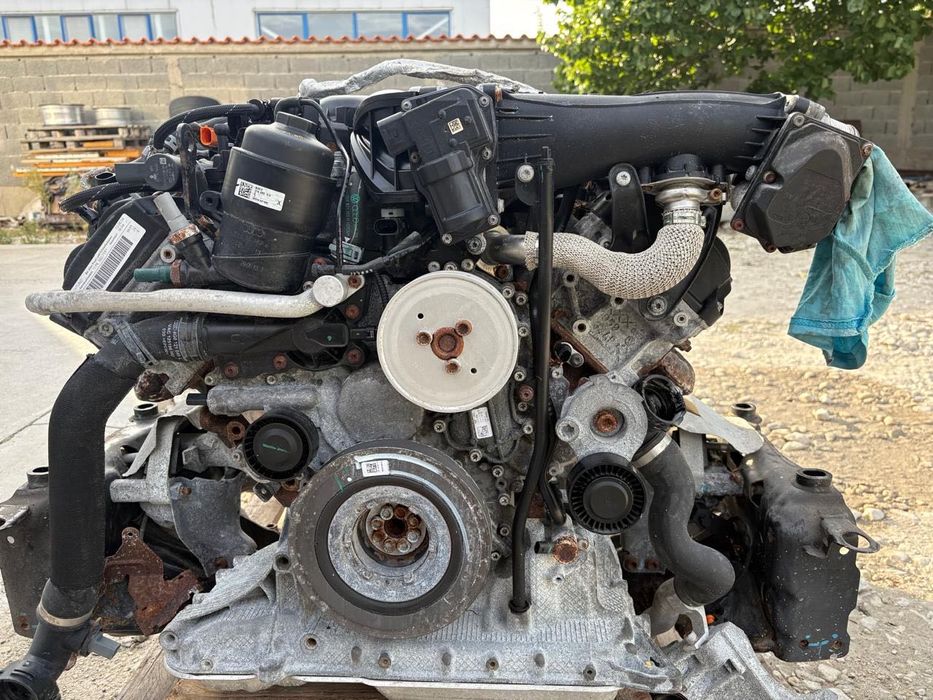 Двигателя Audi 3.0 tdi a4 a6 a7 q5 q7 176kw 239ps ( CPN )