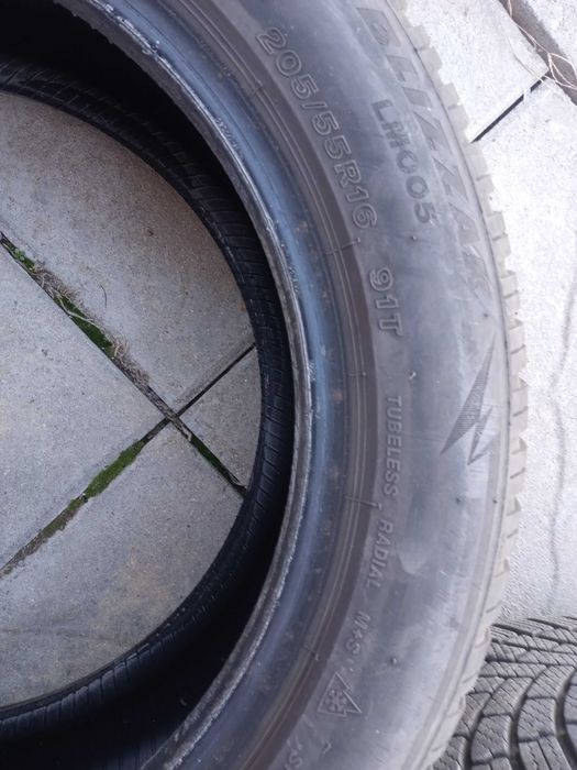 2бр. Зимни гуми Bridgestone BLIZZAK 205/55/16