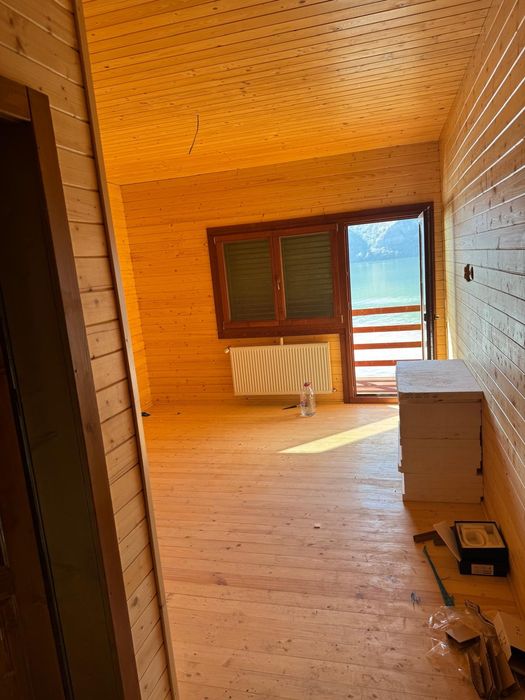 Vând Cabana Costrucții Nou