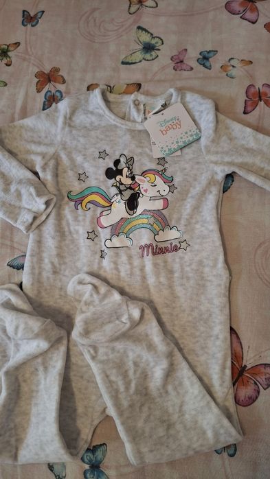 Salopeta/pijama fetițe Minnie mouse 86 nouă cu etichetă