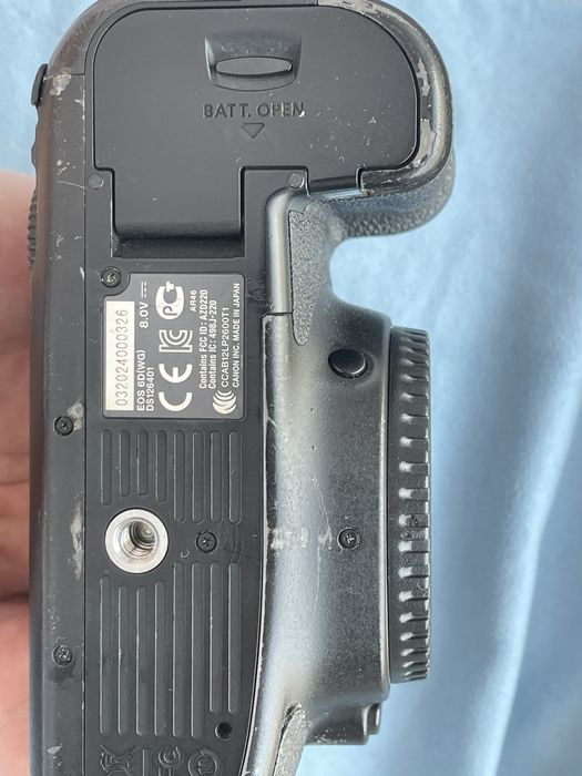 Canon 6D  + cutie si accesorii