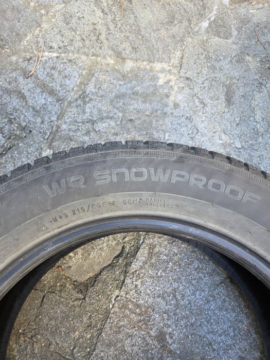 2 зимни гуми Nokian 215/60/R17